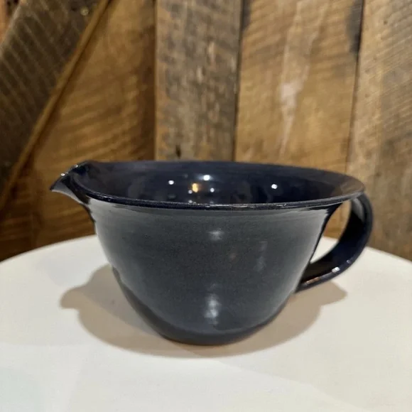 Vintage 2000 Sid Luck Pottery Blue Mixing Bowl Spout & Handle Signed Farmhouse - Picture 2 of 12
